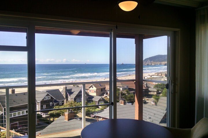 Hallmark Resort - Cannon Beach