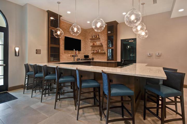 Homewood Suites by Hilton Orlando at Flamingo Crossings