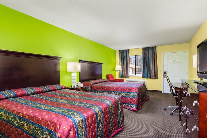Room 7 of 15