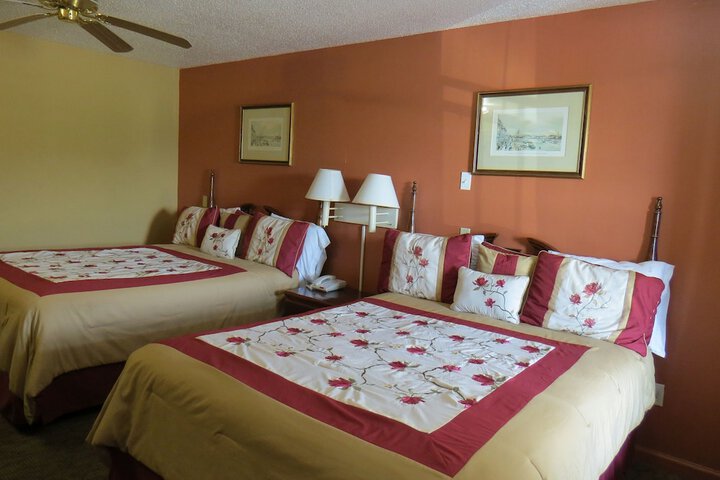 First Western Inn Caseyville