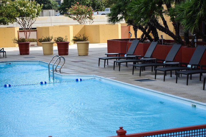 Pool 4 of 49