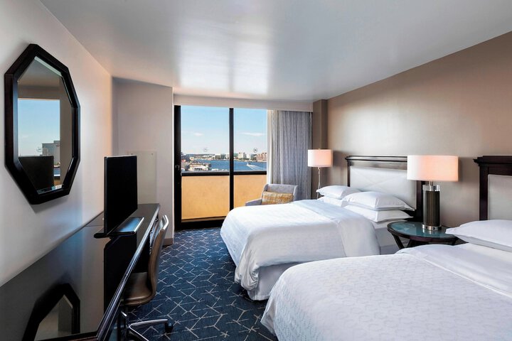 Room 10 of 52