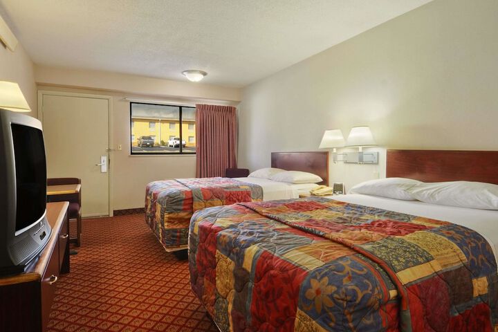 Room 18 of 20