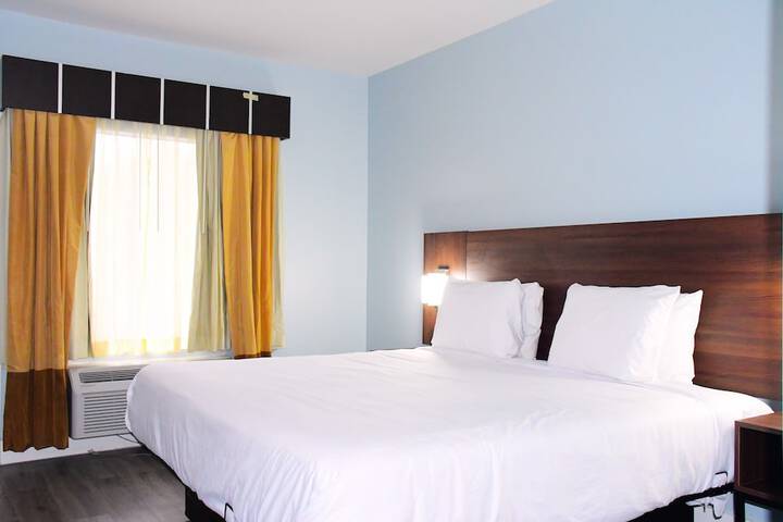 Room 52 of 56