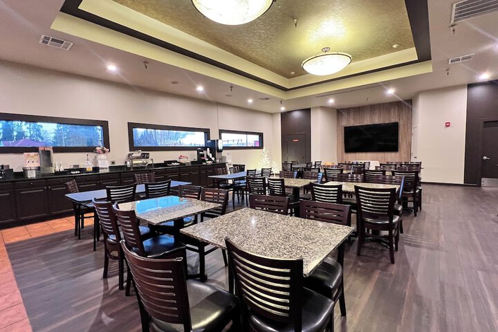 Ramada by Wyndham Tukwila Southcenter