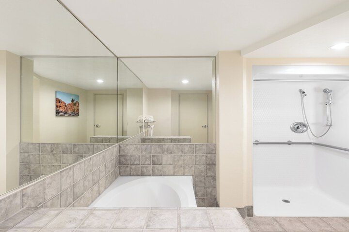 Holiday Inn Resort Mesquite by IHG