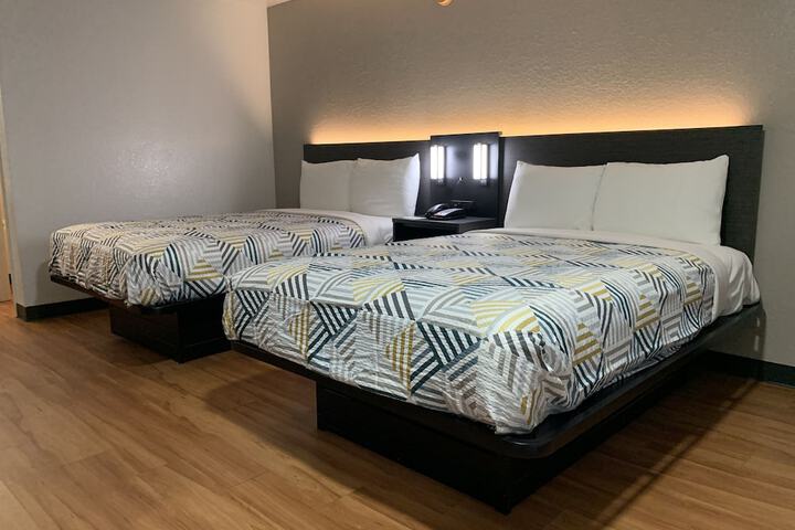Room 18 of 24