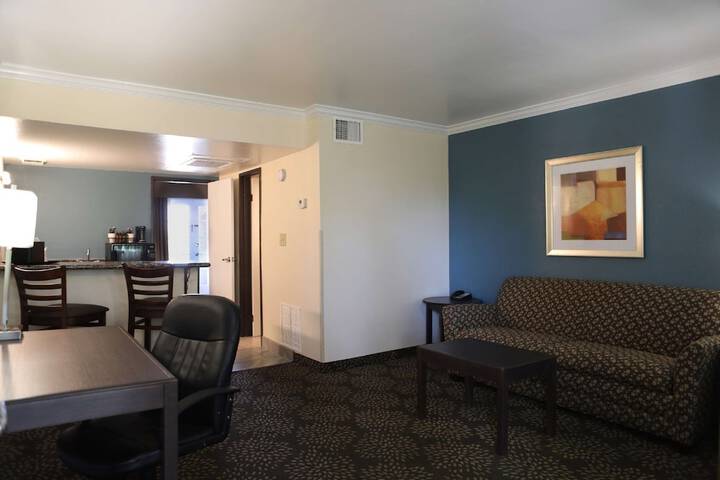 Room 38 of 63