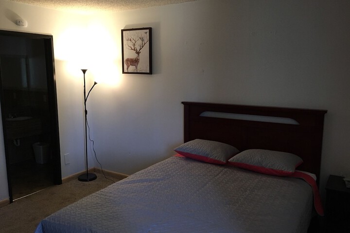 Room 17 of 35