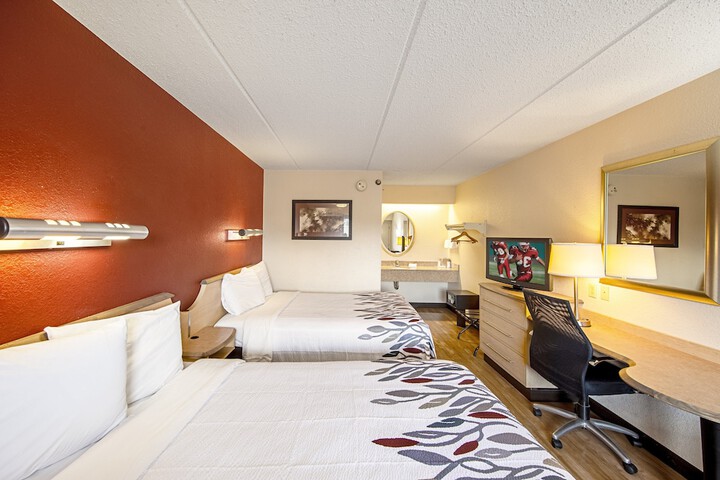 Room 7 of 25