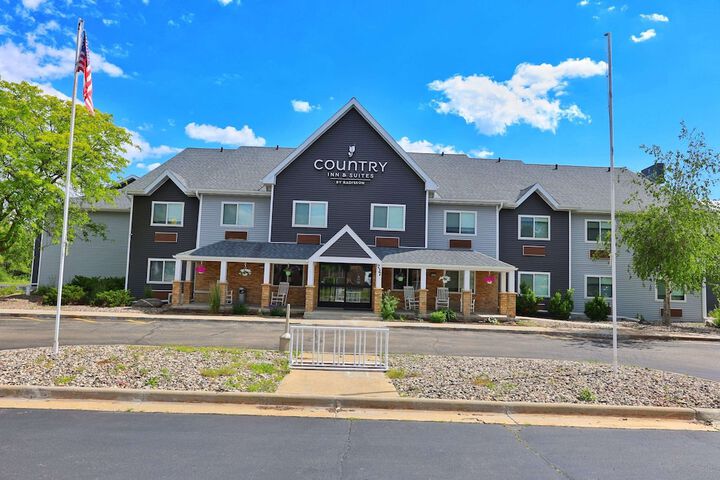 Country Inn & Suites by Radisson Sparta, WI