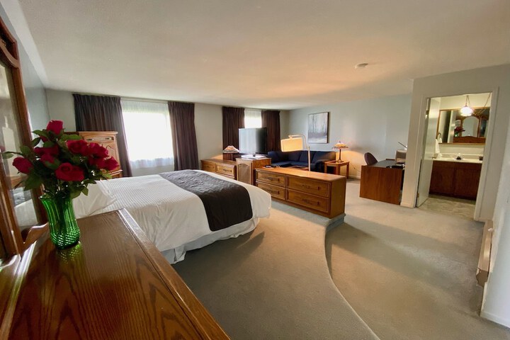 Room 16 of 44