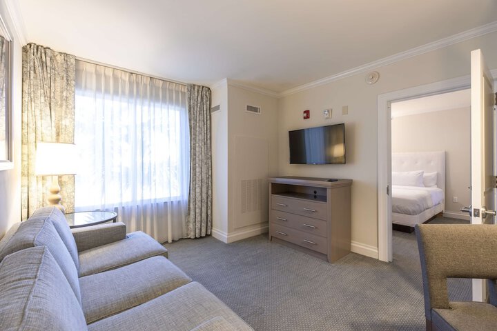 Room 42 of 53