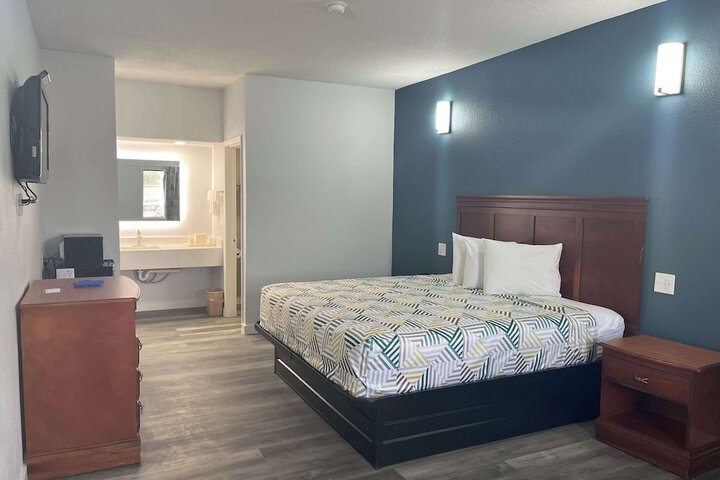 Motel 6 Cleveland MS - Delta State University