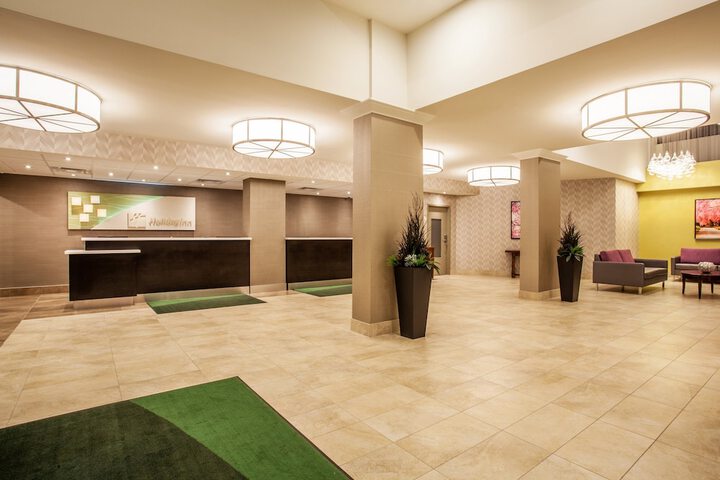 Holiday Inn Toronto - Intl Airport by IHG