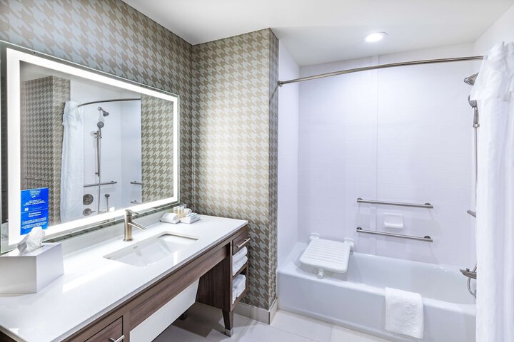 Home2 Suites by Hilton Midland East