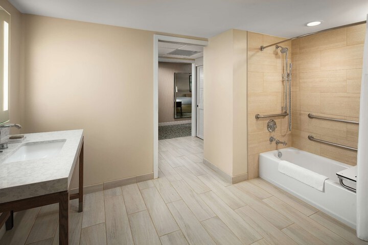 Room 45 of 80