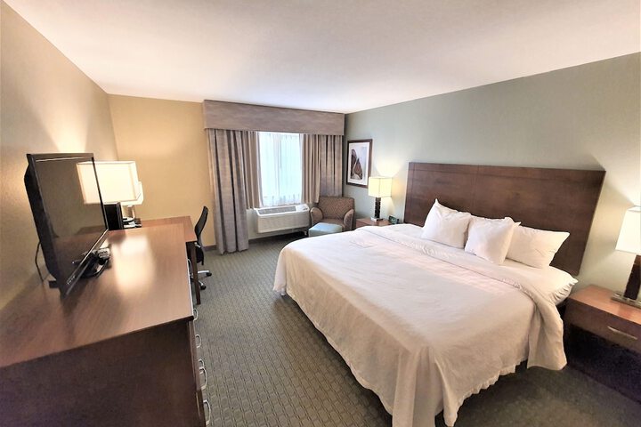 AmeriVu Inn and Suites - Chisago City