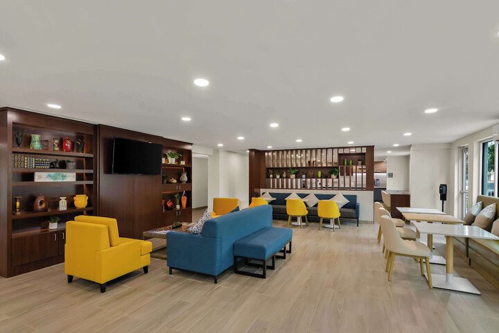 Hotel Interior 14 of 41