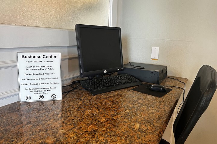Business Center 62 of 62