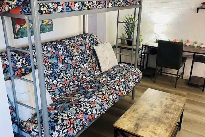 Room 40 of 51