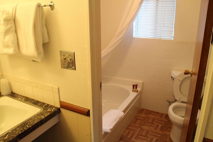 Room 131 of 175