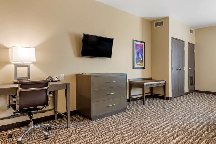 Room 31 of 49