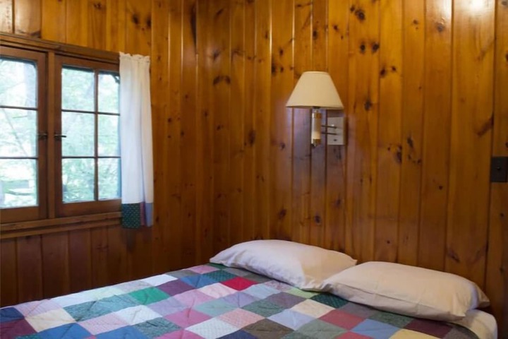 Room 25 of 96