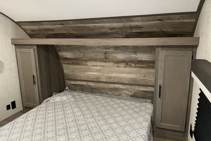 Room 16 of 25
