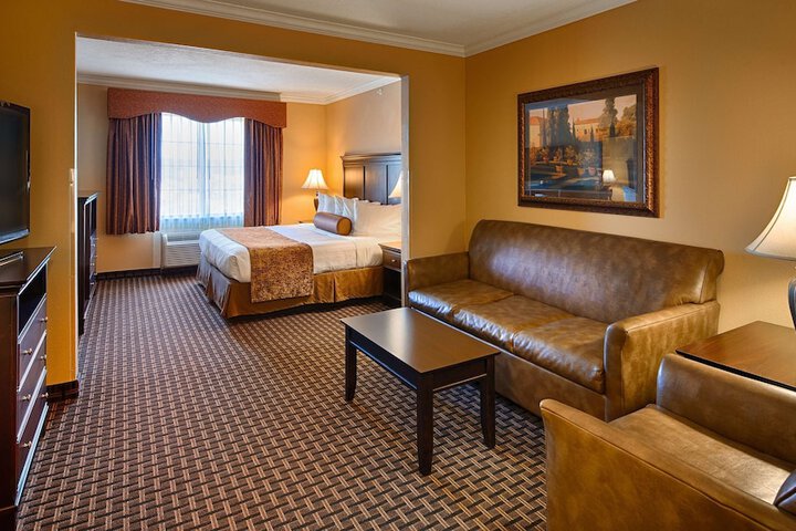 Room 14 of 25