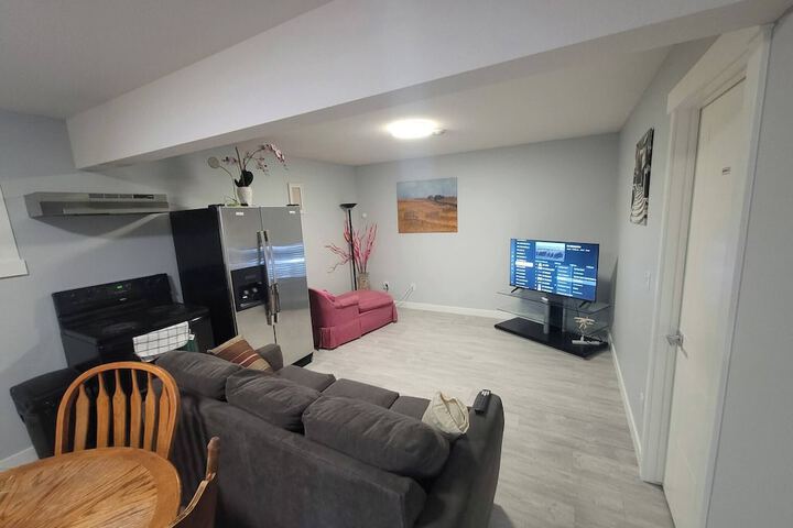Luxurious Home Away From Home With Aircon