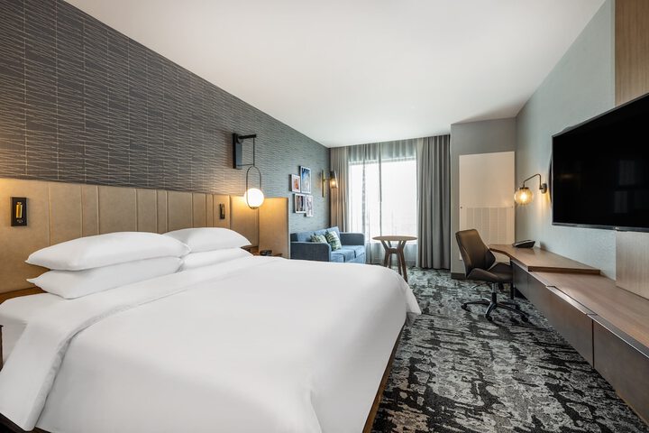 Room 49 of 118