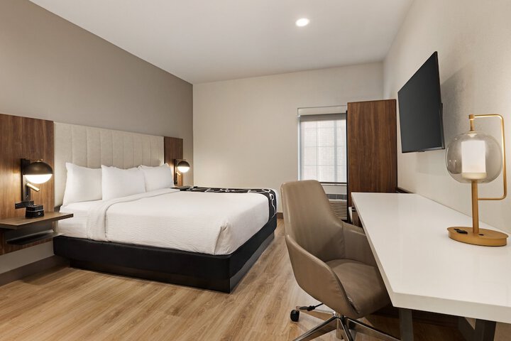 Room 47 of 60