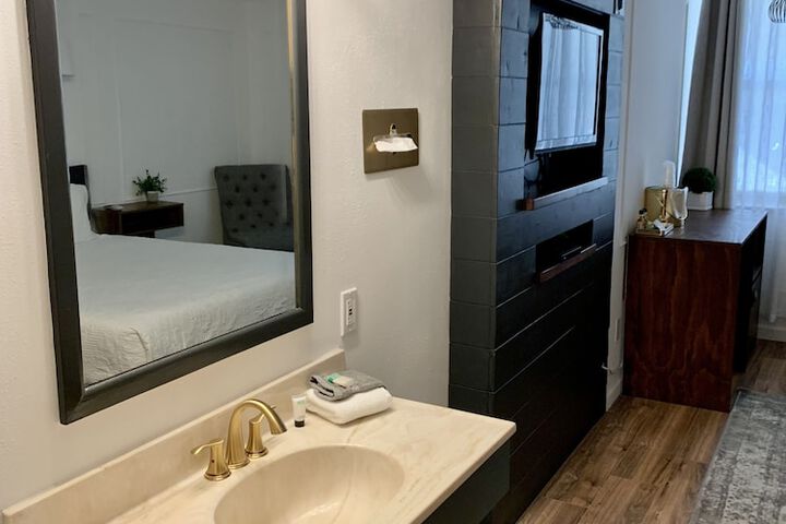 Room 15 of 75