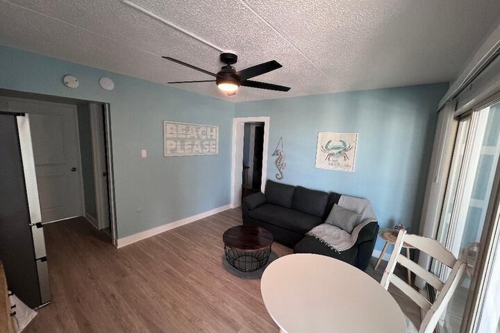 Room 20 of 38