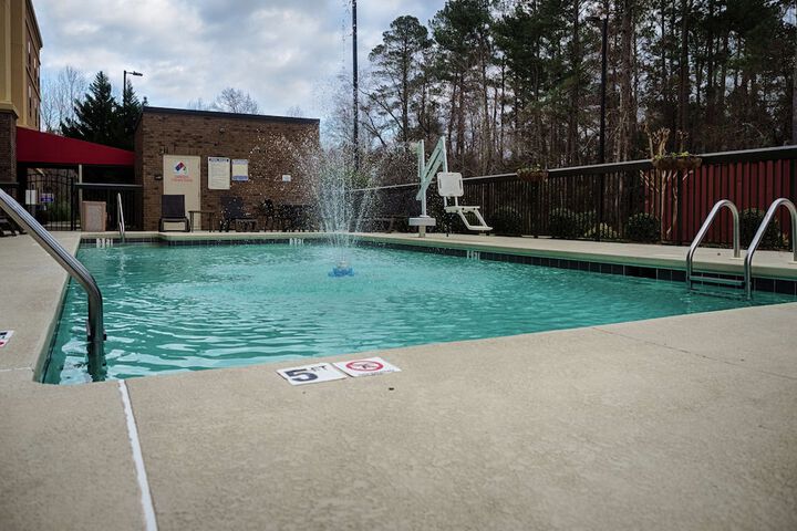 Pool 5 of 82