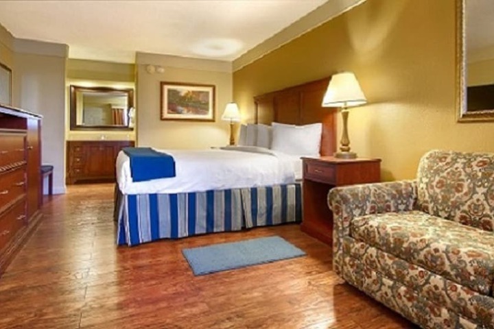 Room 95 of 114
