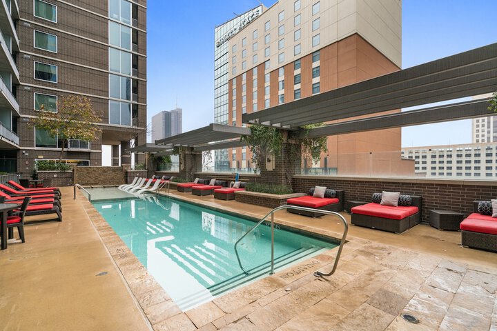 Pool 3 of 65