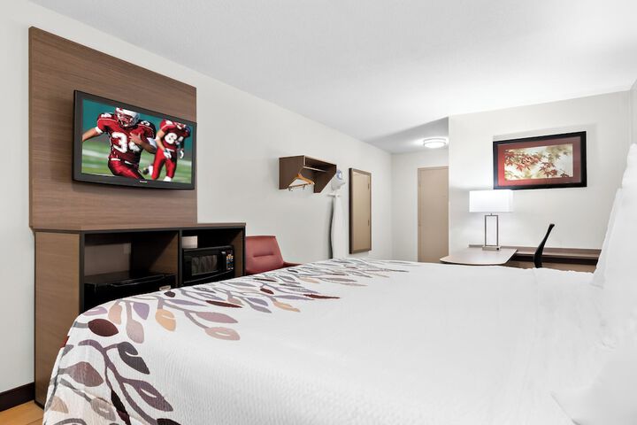 Room 32 of 35
