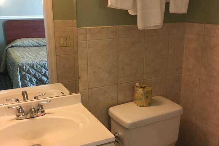 Room 12 of 19