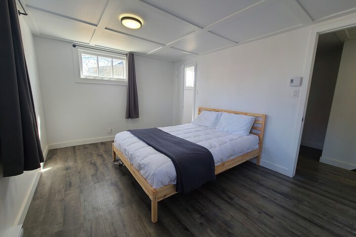 Room 28 of 99