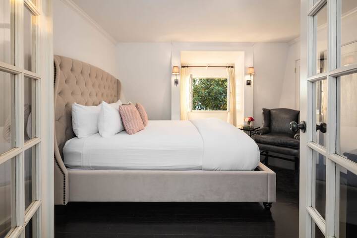 Room 47 of 65