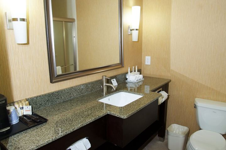 Room 3 of 39