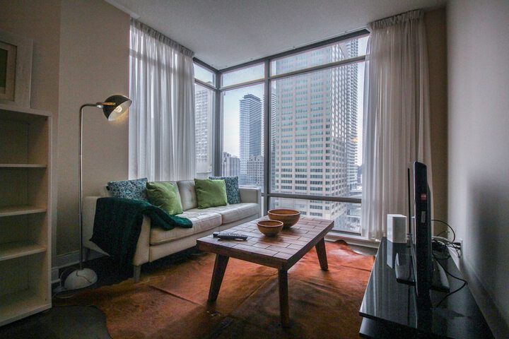 Room 16 of 32