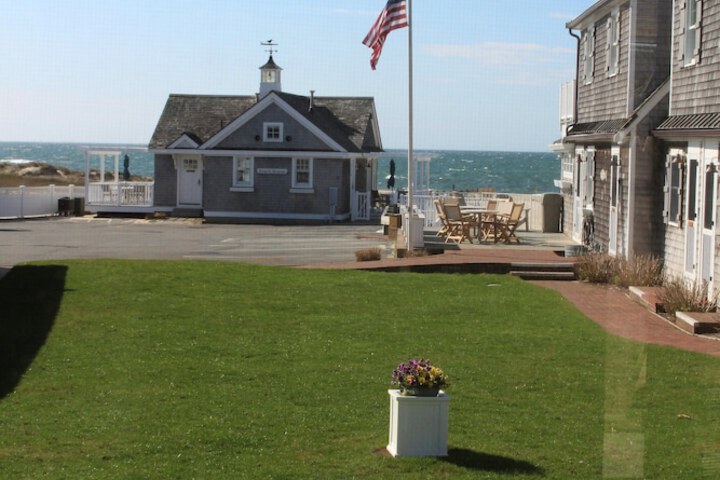 Inn on the Beach