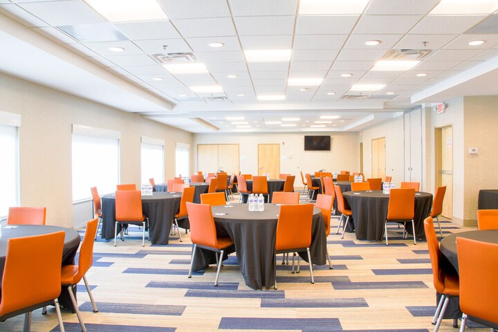 Holiday Inn Express & Suites Danville by IHG