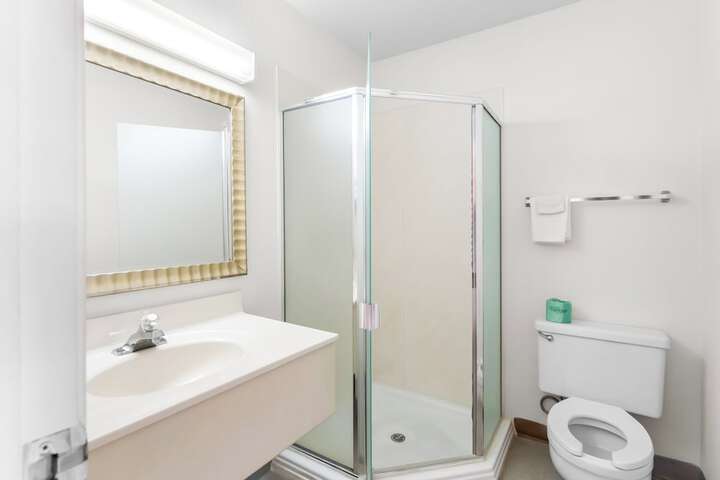 Room 12 of 29
