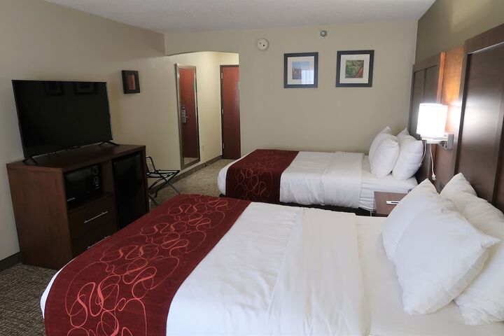 Room 12 of 34