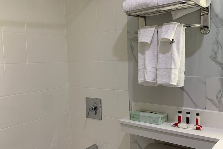 Room 17 of 26