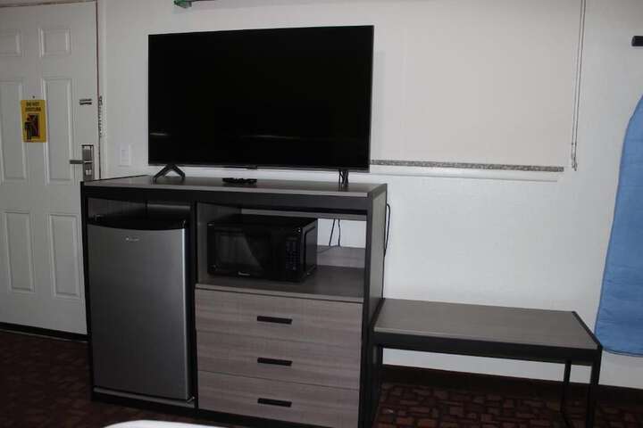 Room 16 of 46